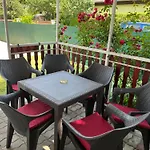 Francesco Apartmanhaz דירה ולנצה