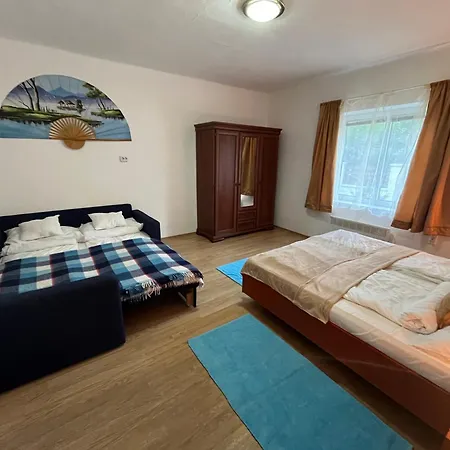 Francesco Apartmanhaz 아파트 벨렌체